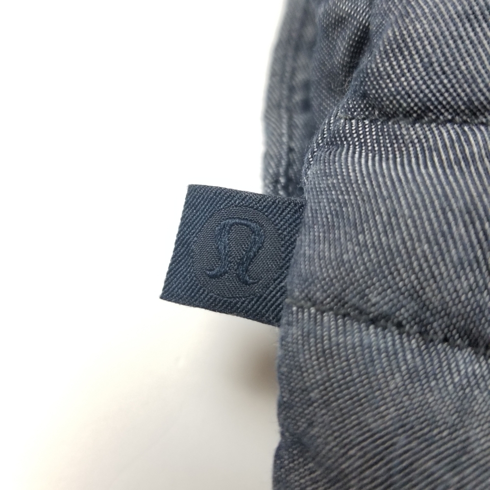 Lululemon Athletica Reversible Reflective Vest - Picture 8 of 12